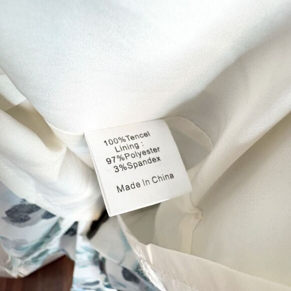 TUCKERNUCK Budding Bluebell Tate Shirt Ruffle Collar Dress in Blue Blooms Size L - Picture 11 of 12